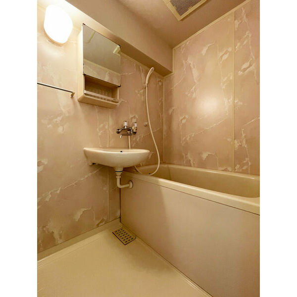 サンセーヌ大名の浴室|サンセーヌ大名（1R）風呂、洗面