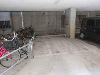 【駐車場】 | 空きはご確認ください