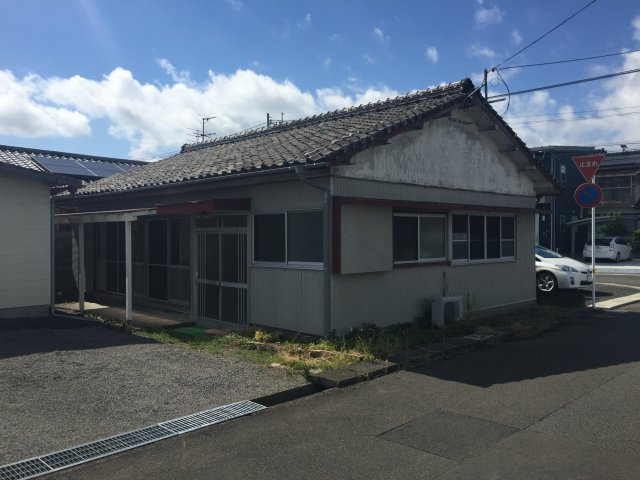 外山貸家（上川東）の外観