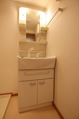 【独立洗面台】 | ユングフラウⅡ