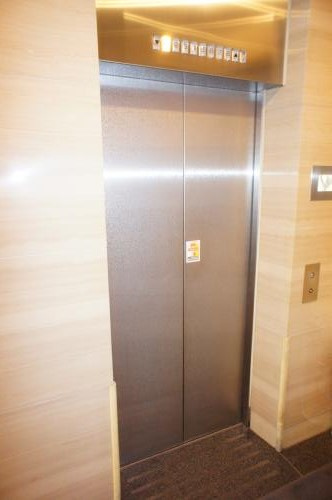 【その他共用部分】 | メルファーレ船橋 | お部屋まで楽々のエレベーター