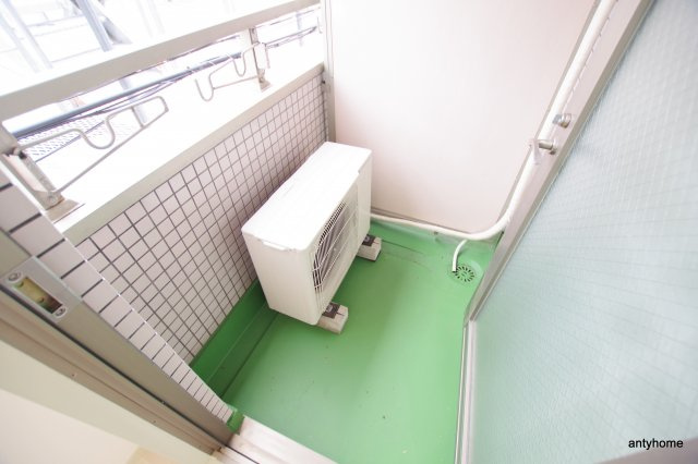 ドゥマン梅田　仲介手数料無料のバルコニー