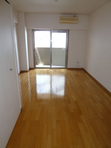 キララ天神北の洋室|キララ天神北(1R）