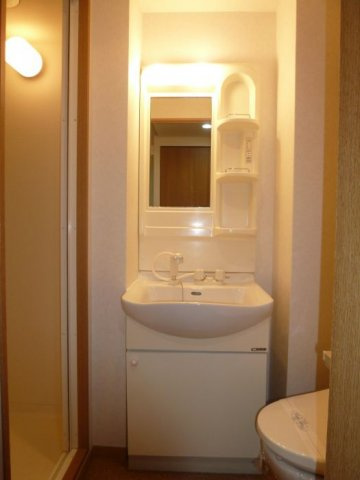 キララ天神北の独立洗面台|キララ天神北(1R）