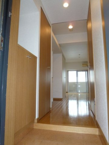 キララ天神北の玄関|キララ天神北(1R）