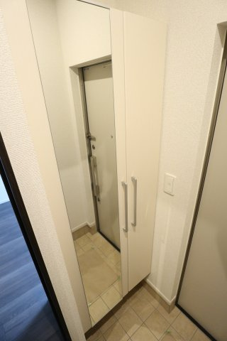 レリア立川の玄関