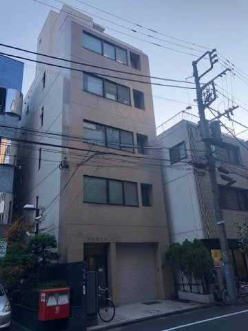 万代芝ビルの外観