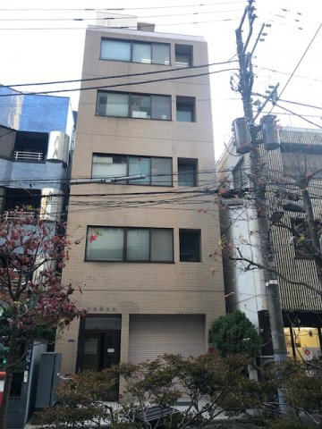 万代芝ビルの外観