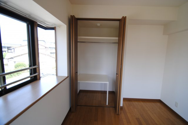 ヴェルドミール湯乃坂の収納|内装イメージ：同物件別室