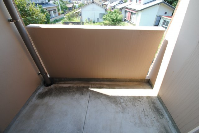 ヴェルドミール湯乃坂のバルコニー|イメージ：同物件別室
西側