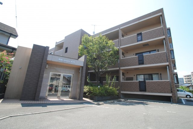 ヴェルドミール湯乃坂の外観