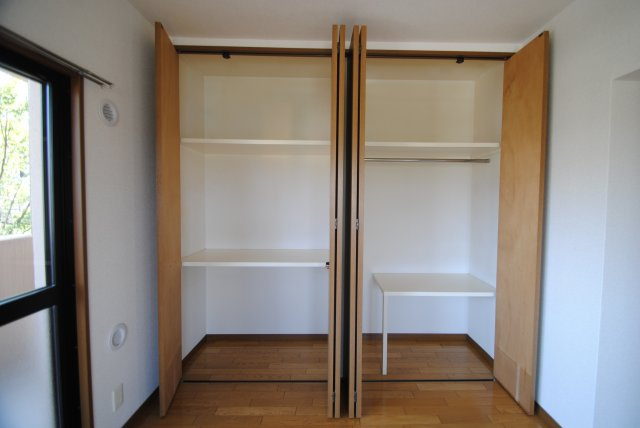 ヴェルドミール湯乃坂の収納|内装イメージ：同物件別室