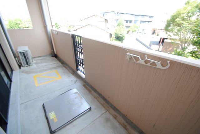 ヴェルドミール湯乃坂のバルコニー|イメージ：同物件別室
東側