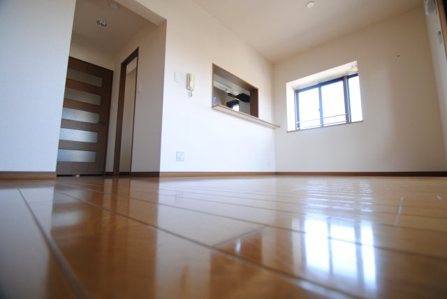 ヴェルドミール湯乃坂の居間・リビング|内装イメージ：同物件別室