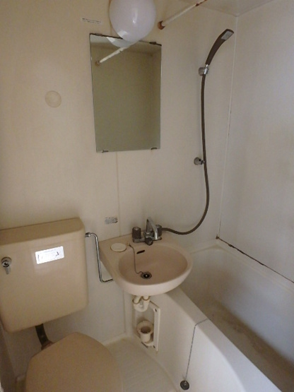 【シャワールーム】 | シティパレス関間6