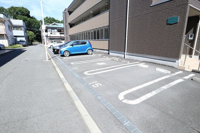 コワンソールの駐車場