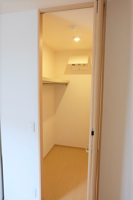 コワンソールの収納|写真は同建物の別部屋を参考に掲載しております。