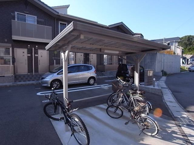 【その他共用部分】 | アメージングエステート | 駐輪場