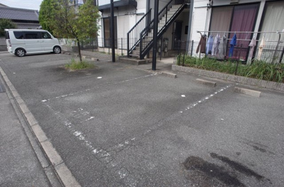 【駐車場】 | カサベルデ中澤 | 駐車場