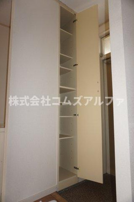 【玄関】 | サンハイツ南 | サンハイツ南　下駄箱