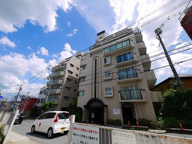 サニークレスト西大寺の外観|外観もきれいです