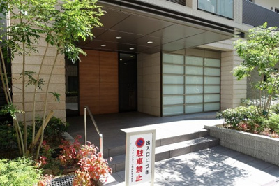 【エントランス】 | ファインフラッツ南森町 | 駅・商店街・スーパー・銀行等が近くに有、生活便利♪