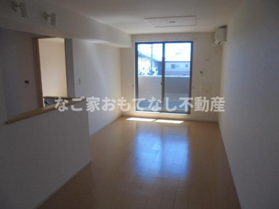 【居間・リビング】 | エレガンシアレジデンス