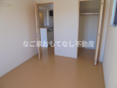 【寝室】 | エレガンシアレジデンス