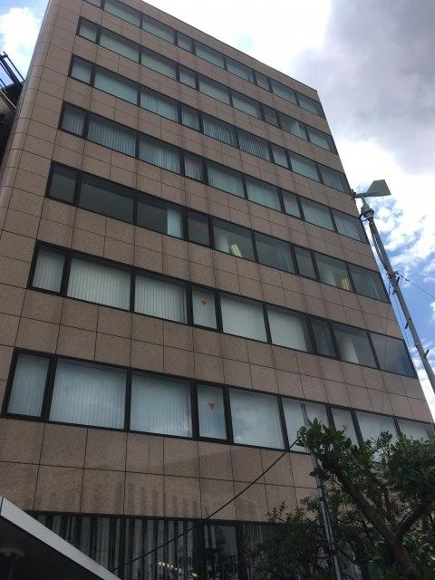 ナックスビルの外観