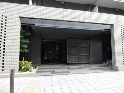 【エントランス】 | ザ・パークハウス大阪福島 | 落ち着いたエントランスです