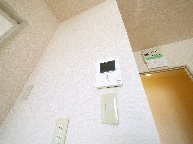 グランヒル　ムカイのセキュリティ|モニター付きインターホンです