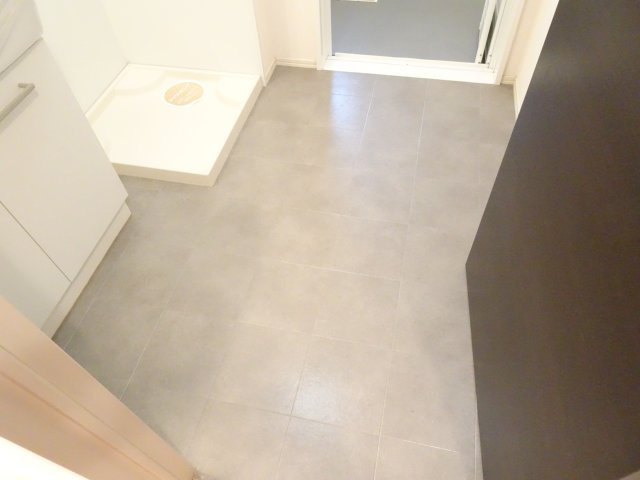 ハピネス本今の洗面所