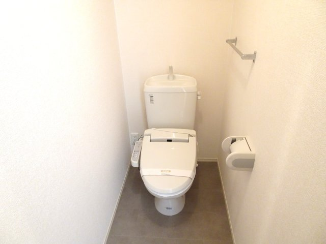 ハピネス本今のトイレ