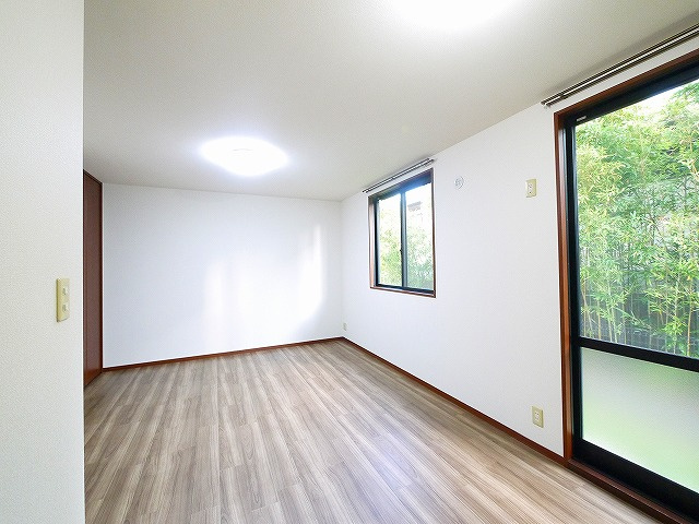 グランシャリオＤの内装|居間です