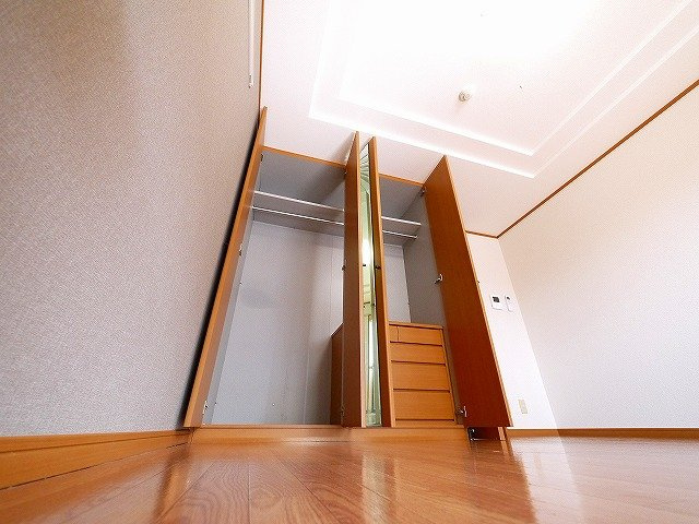ベル・グラースの収納|こまごまとしたものを収納できそうですね