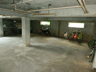 【駐車場】 | バイク駐輪も可。