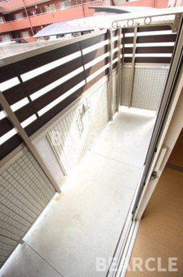 【バルコニー】 | ルミエール京都 | 暖かな日差しのふりそそぐバルコニー