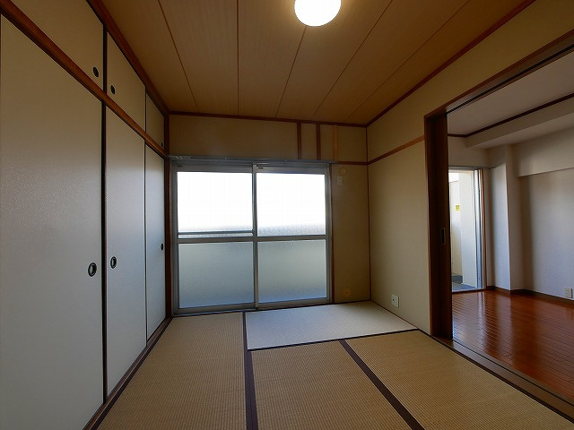 田村ビル（芝辻町４丁目）の和室
