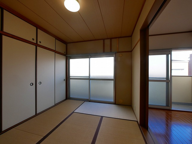 田村ビル（芝辻町４丁目）の和室