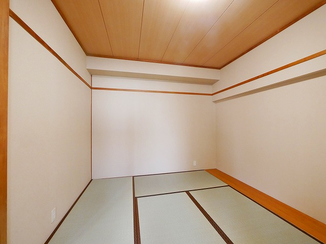 田村ビル（芝辻町４丁目）の和室