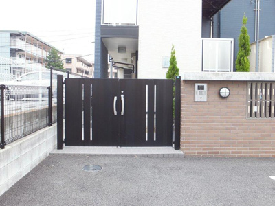 【エントランス】 | 市川原木 | オートロックゲート