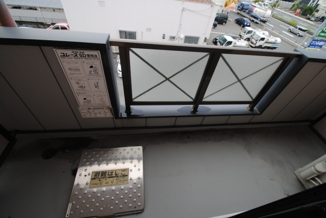 ピュアハウスのバルコニー|イメージ：同物件別室