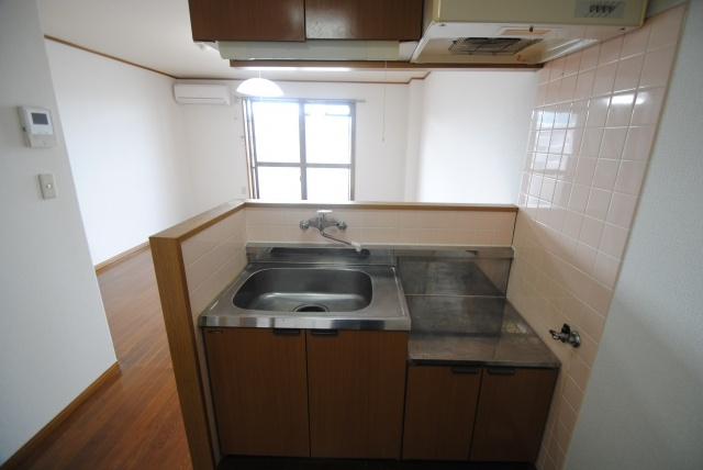 ピュアハウスのキッチン|内装イメージ：同物件別室