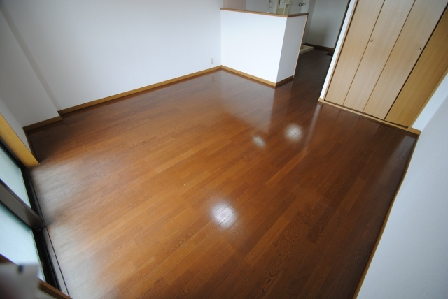 ピュアハウスの洋室|内装イメージ：同物件別室