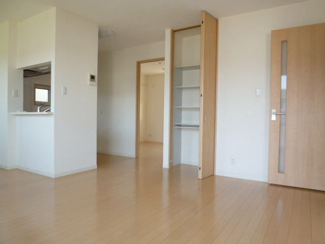 シャーメゾンきびじＤの居間・リビング