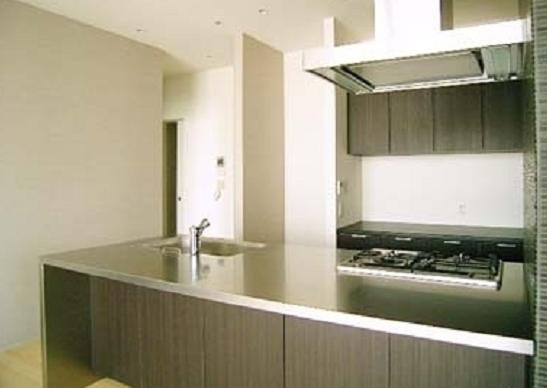 中央区八丁堀４丁目の賃貸マンションのキッチン