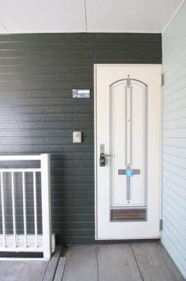 【エントランス】 | ファミーユサトウ