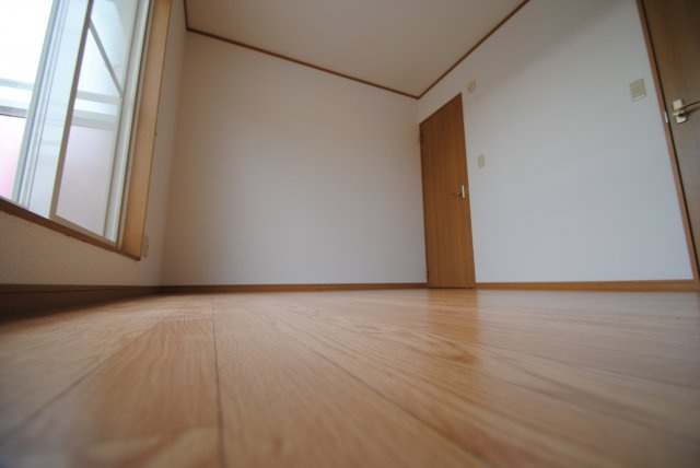 ルミエール南町の寝室|内装イメージ：同物件別室