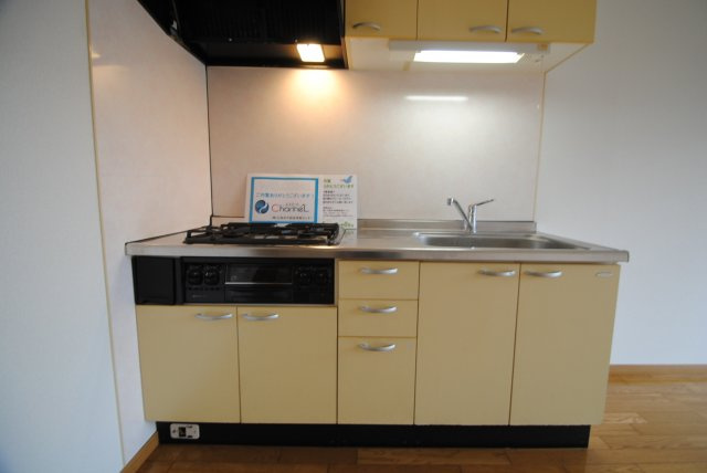 ルミエール南町のキッチン|内装イメージ：同物件別室