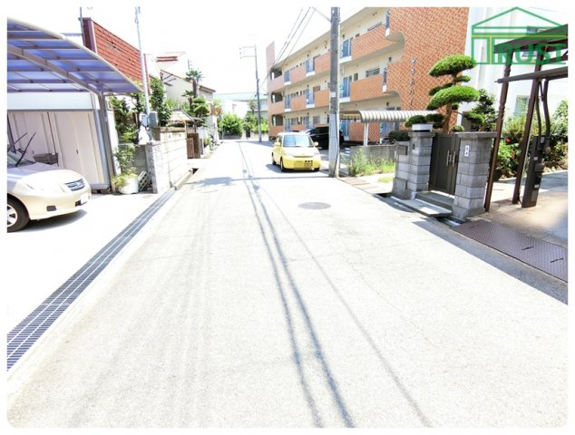 明石市野々上　土地の前面道路含む現地写真|前面道路も広いですよ
